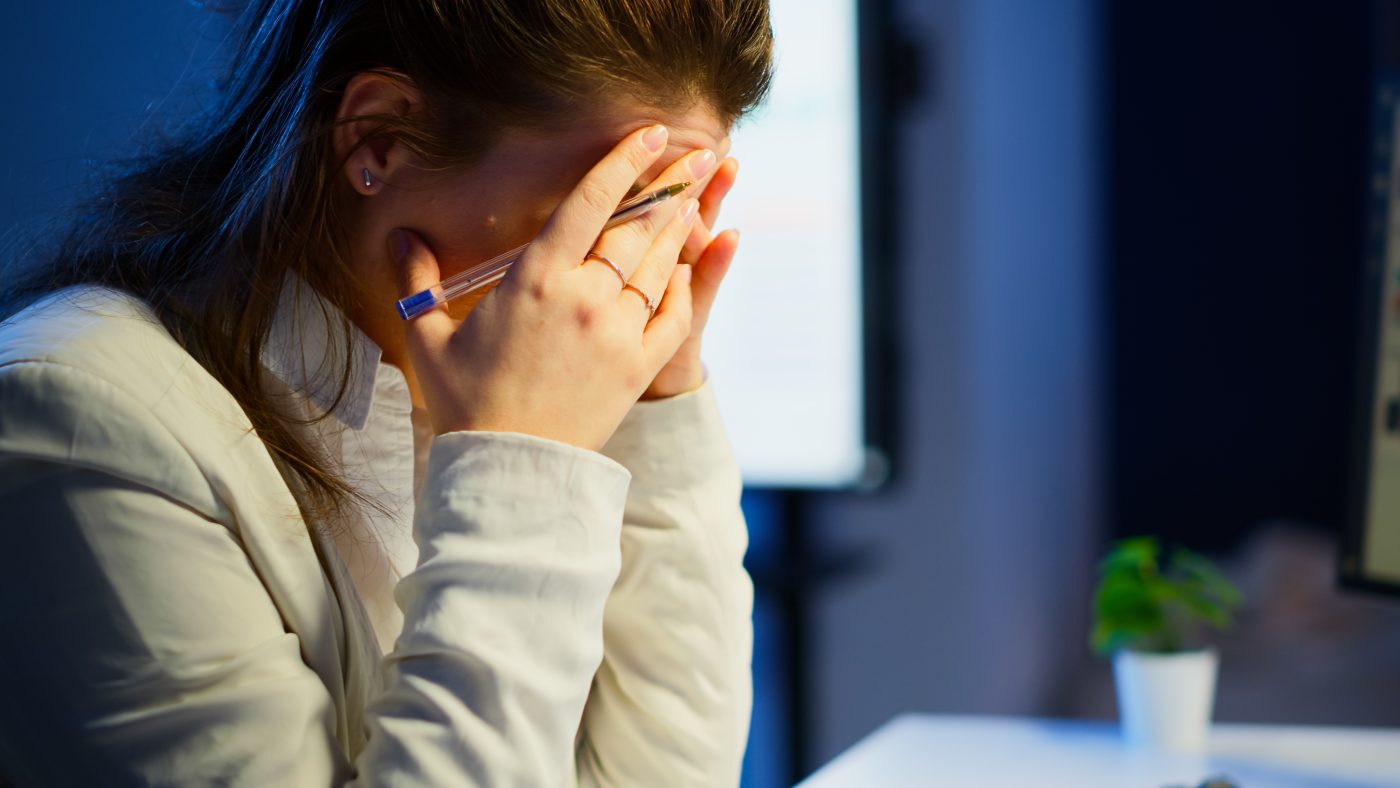 Pocak Párna menstruációs görcsök elleni hőterápiás és masszírozó öv