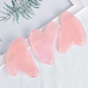 Gua Sha rózsakvarcos a puffadt arc ellen az antipms.hu webshopon